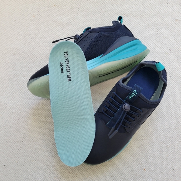 CLOVE AQUA BLUE  Front Line Medical Shoes - Picture 4 of 10